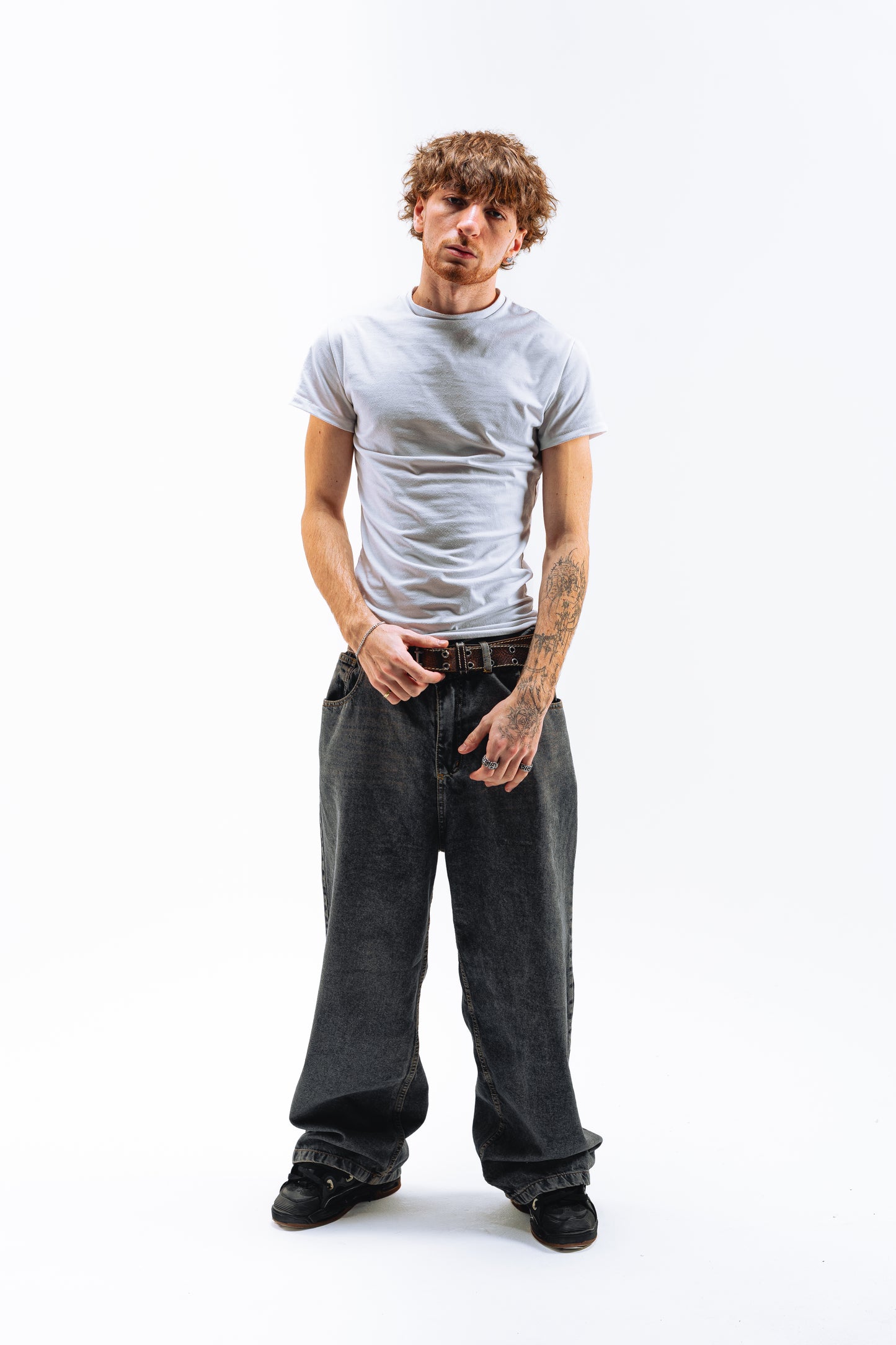 Jean Baggy Marròn Bordado Trasero "PUNTO COM" 8
