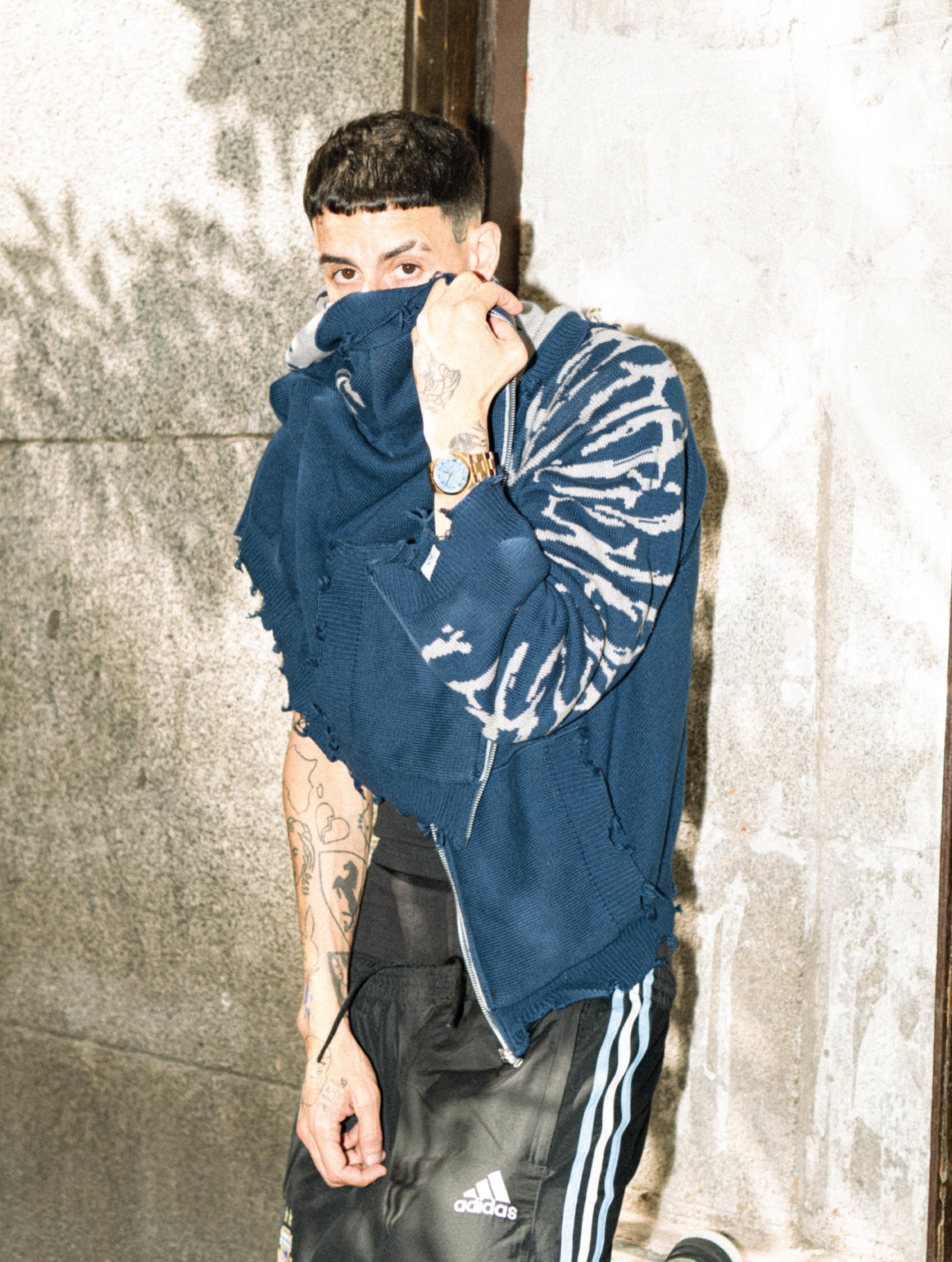 Hoodie Zip Tejido Reversible "Huesos" Rotten x Bossio (Marino x Gris)