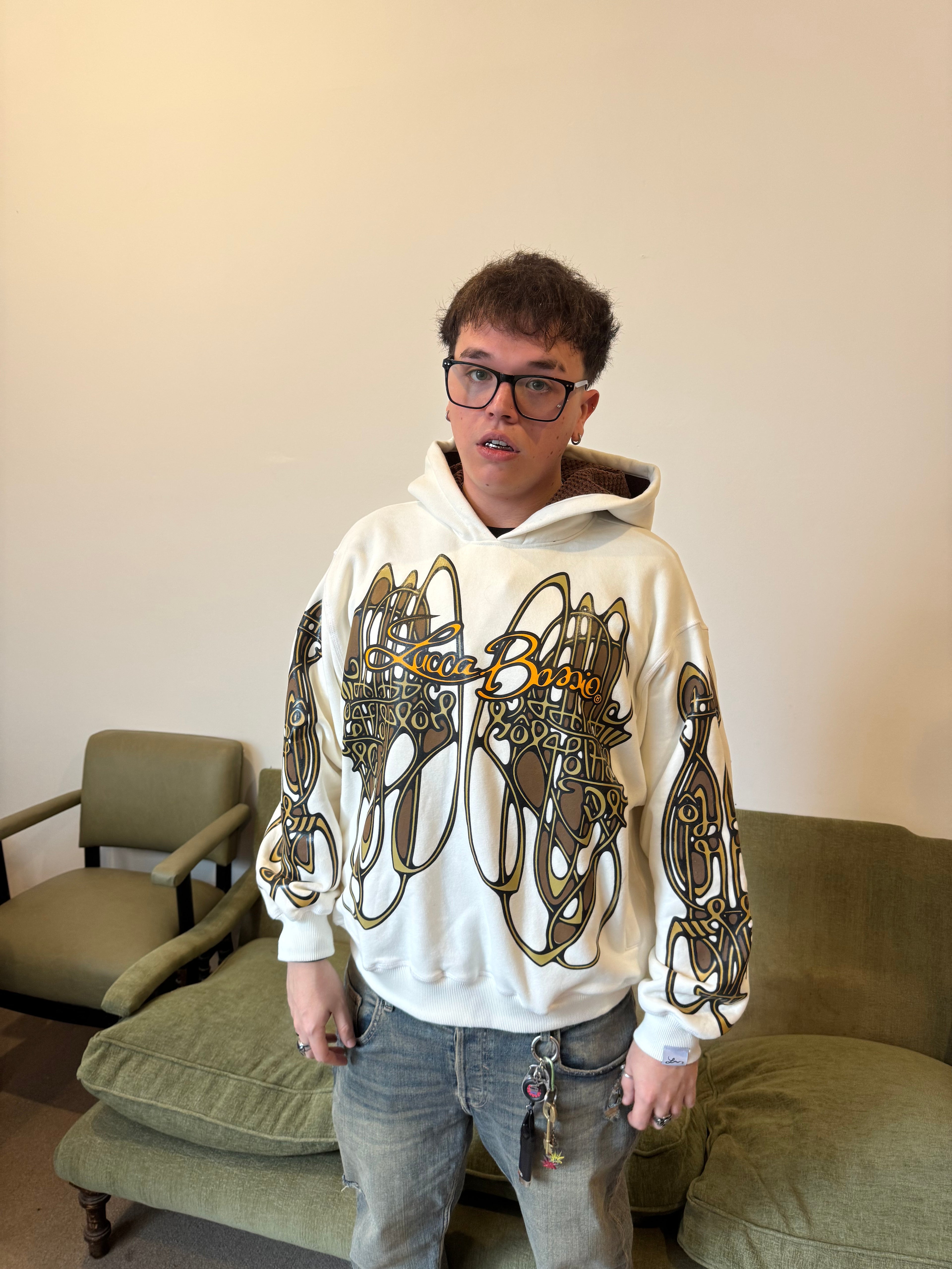Hoodie "Nudos de Archibald" (Blanco/Crema) - M.V.