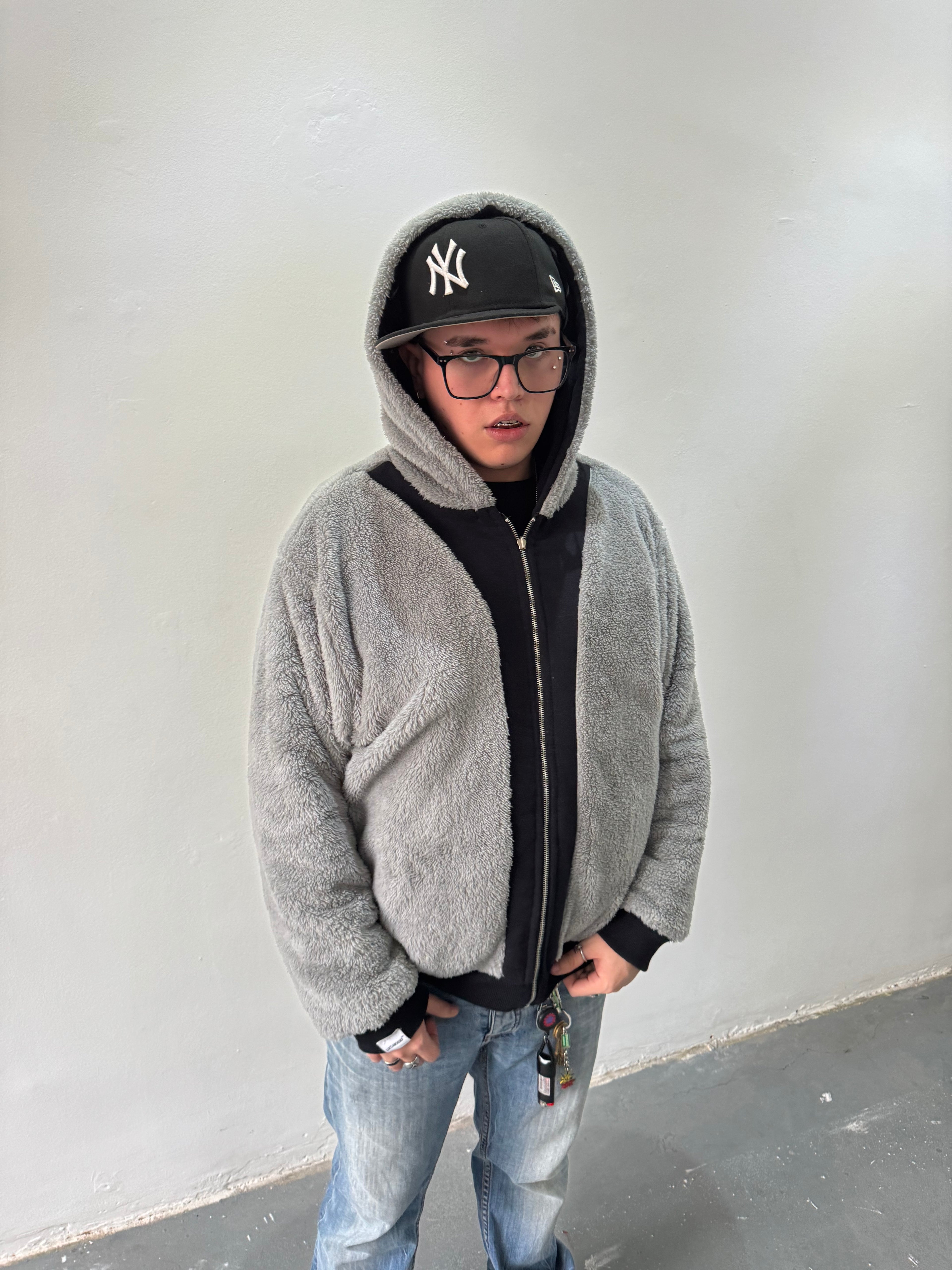 Campera Reversible Fur "Voynich" (Negro x Gris) - M.V.