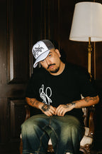 Gorra Trucker Gris "Trigrama"