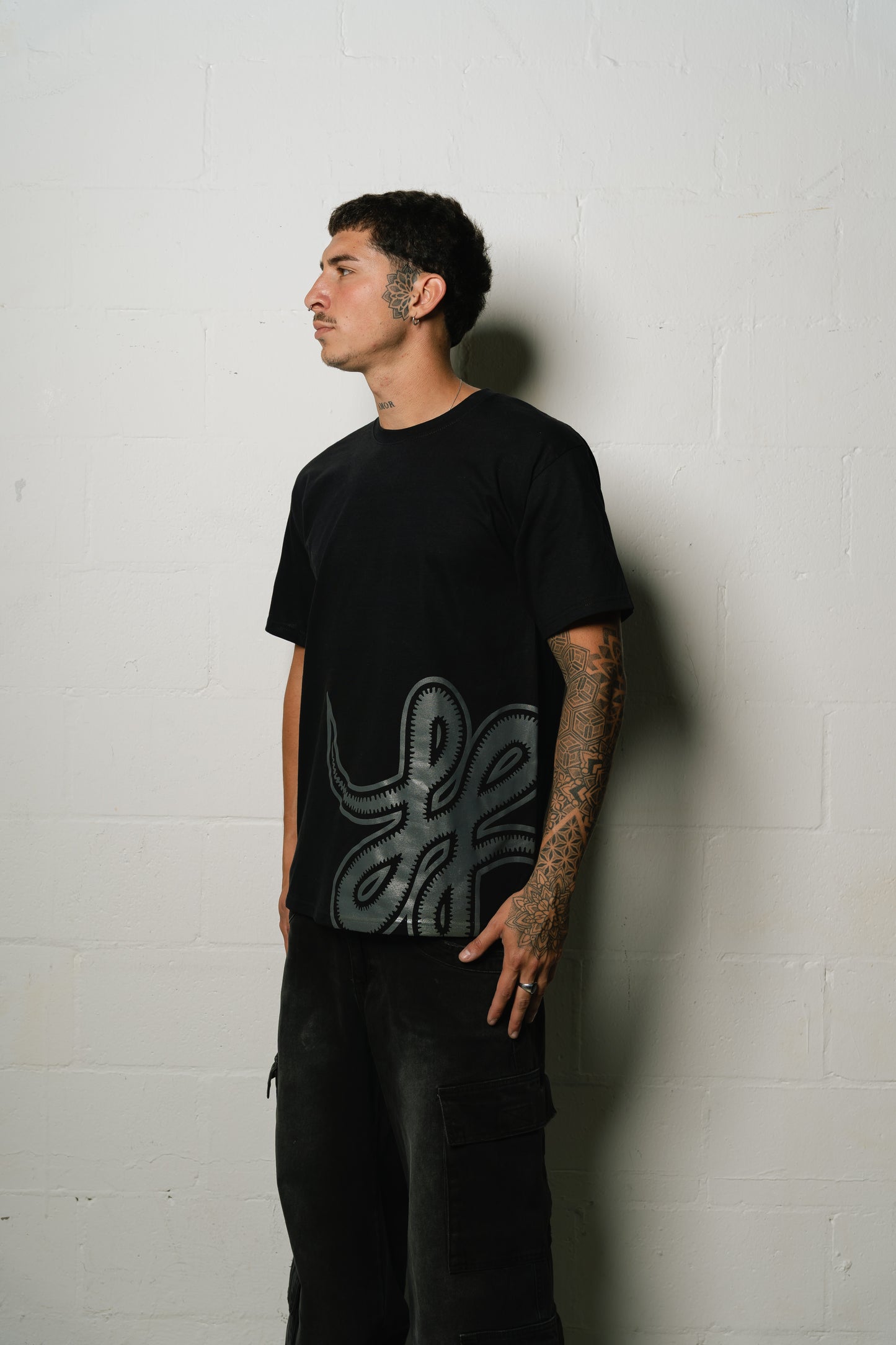 Remera "Punto Com 13" (Negra)