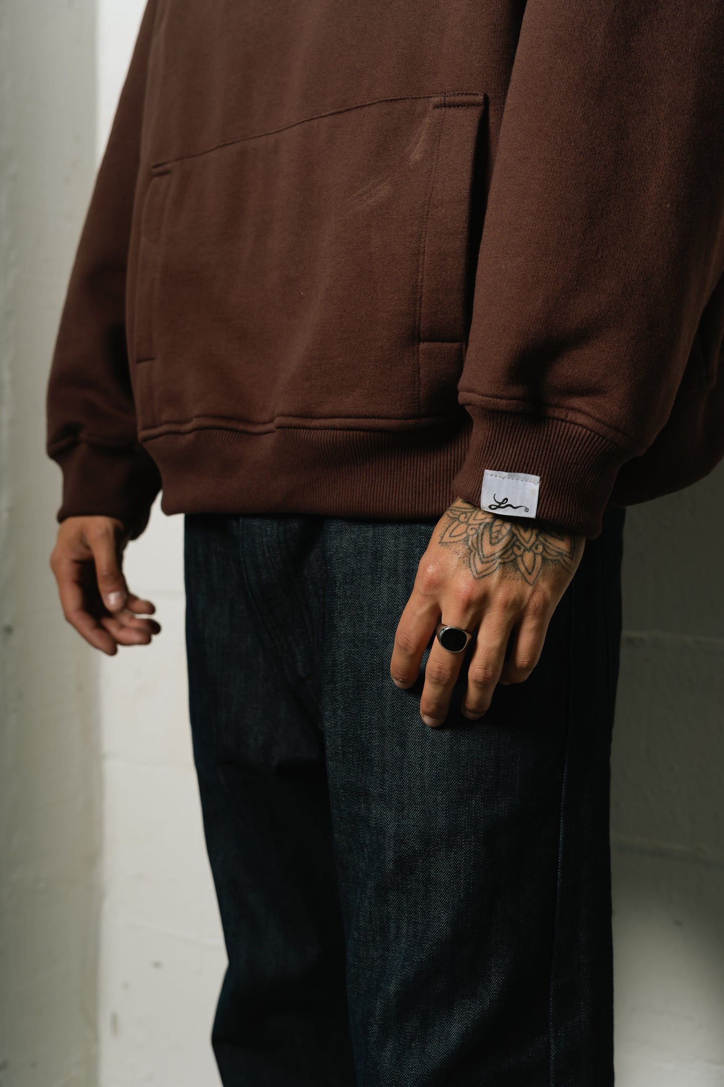 Hoodie "Punto Com 21" (Marrón)