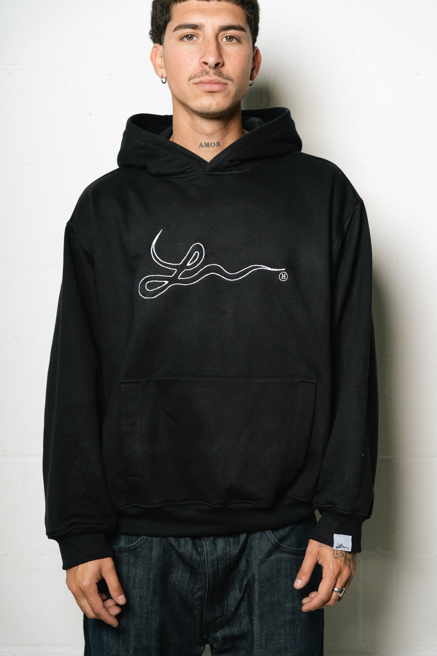 Hoodie "Punto Com 21" (Negro)