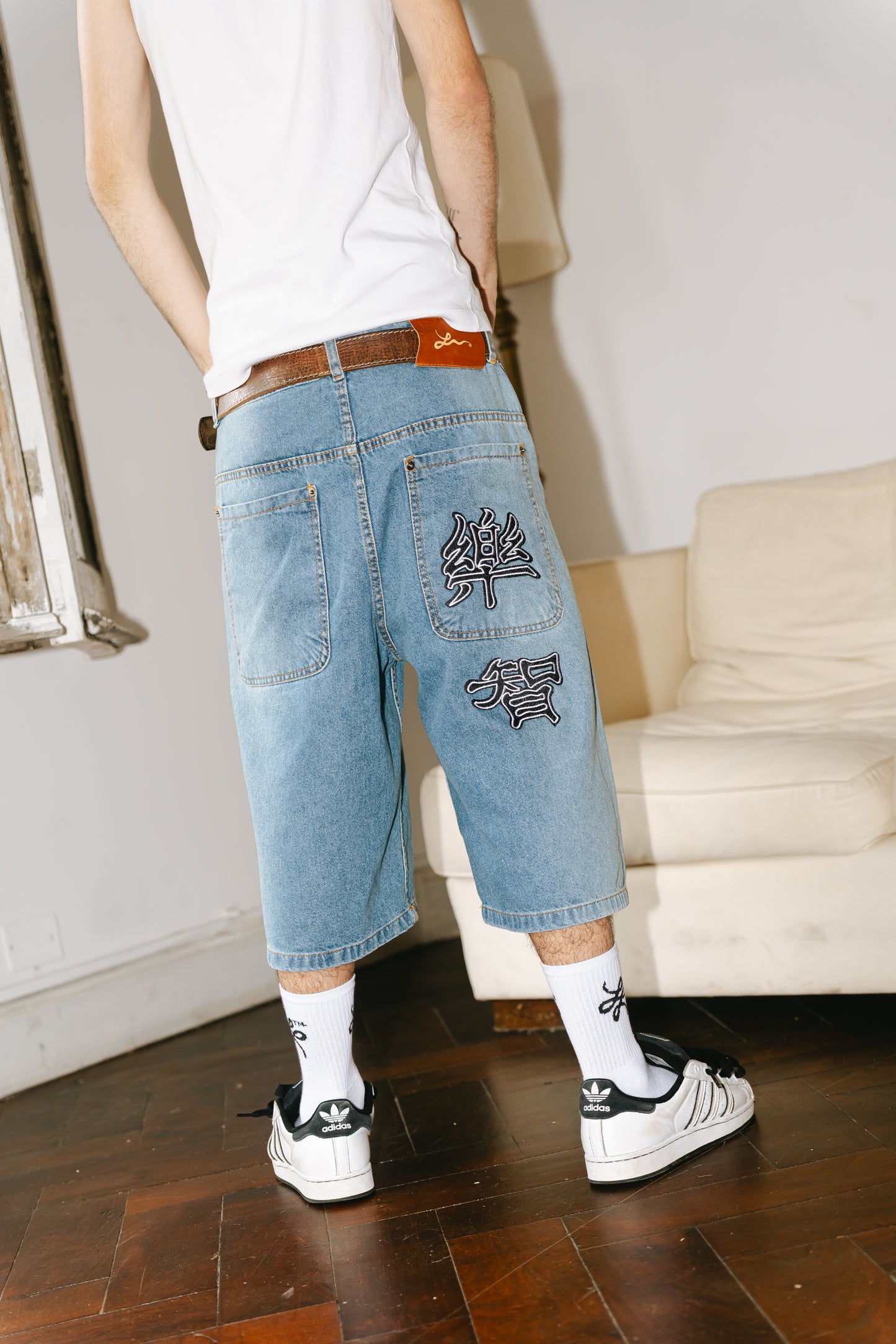 Bermuda Jean Baggy “Contradicción Oriental” Vol.3 (Washed Celeste Lateral)