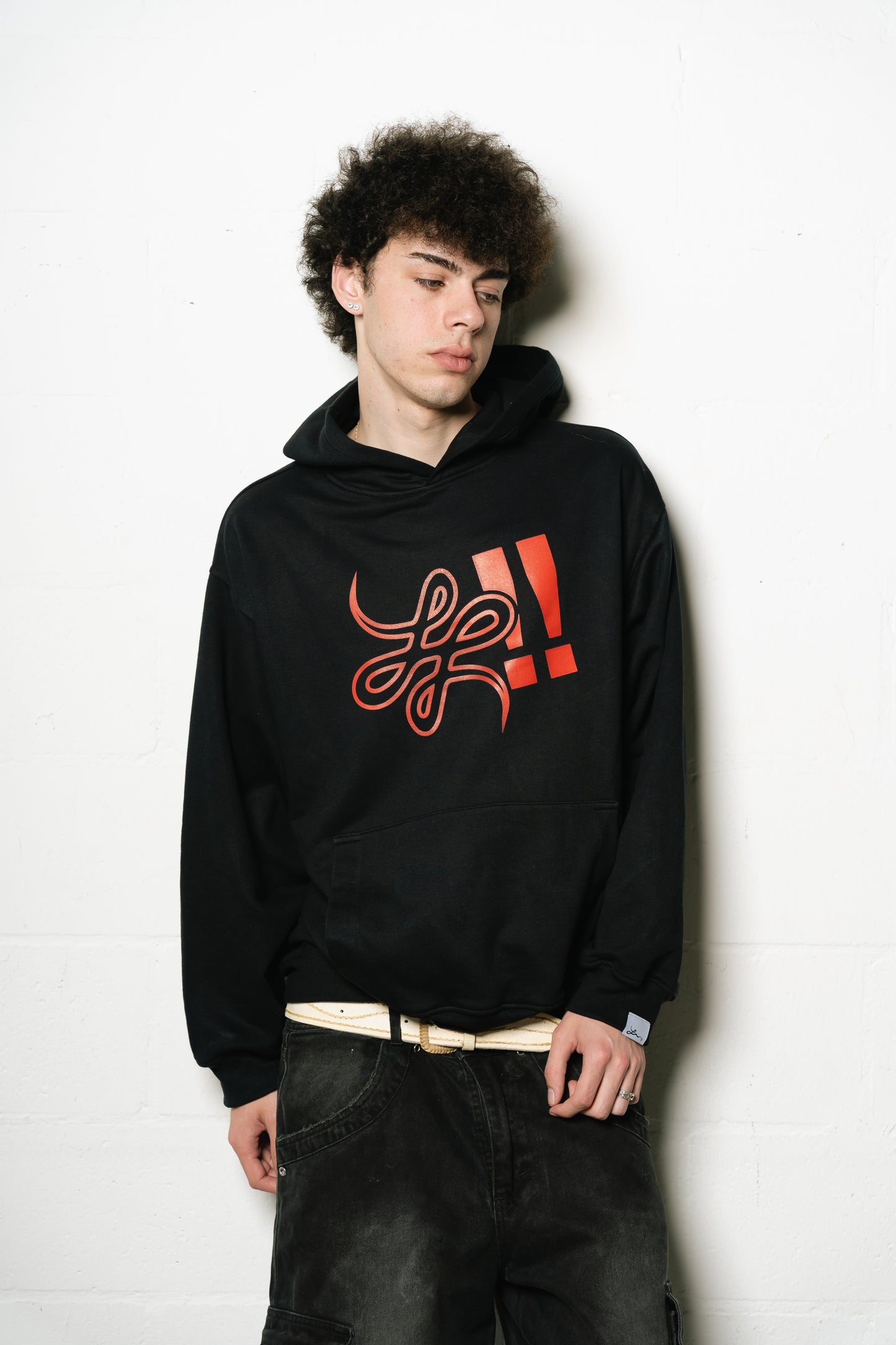 Hoodie "Punto Com 20" (Negro)