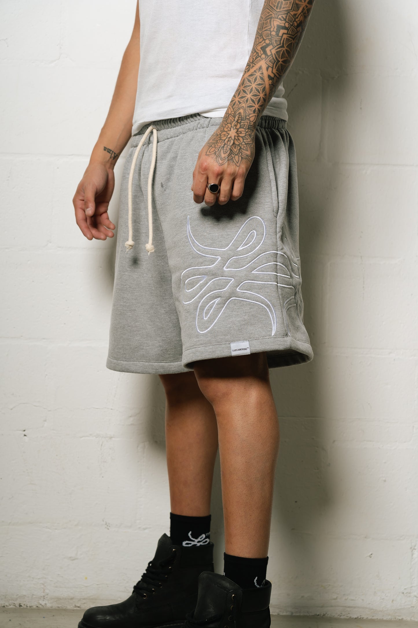 Bermuda "BigLogo Trigrama" (Gris)