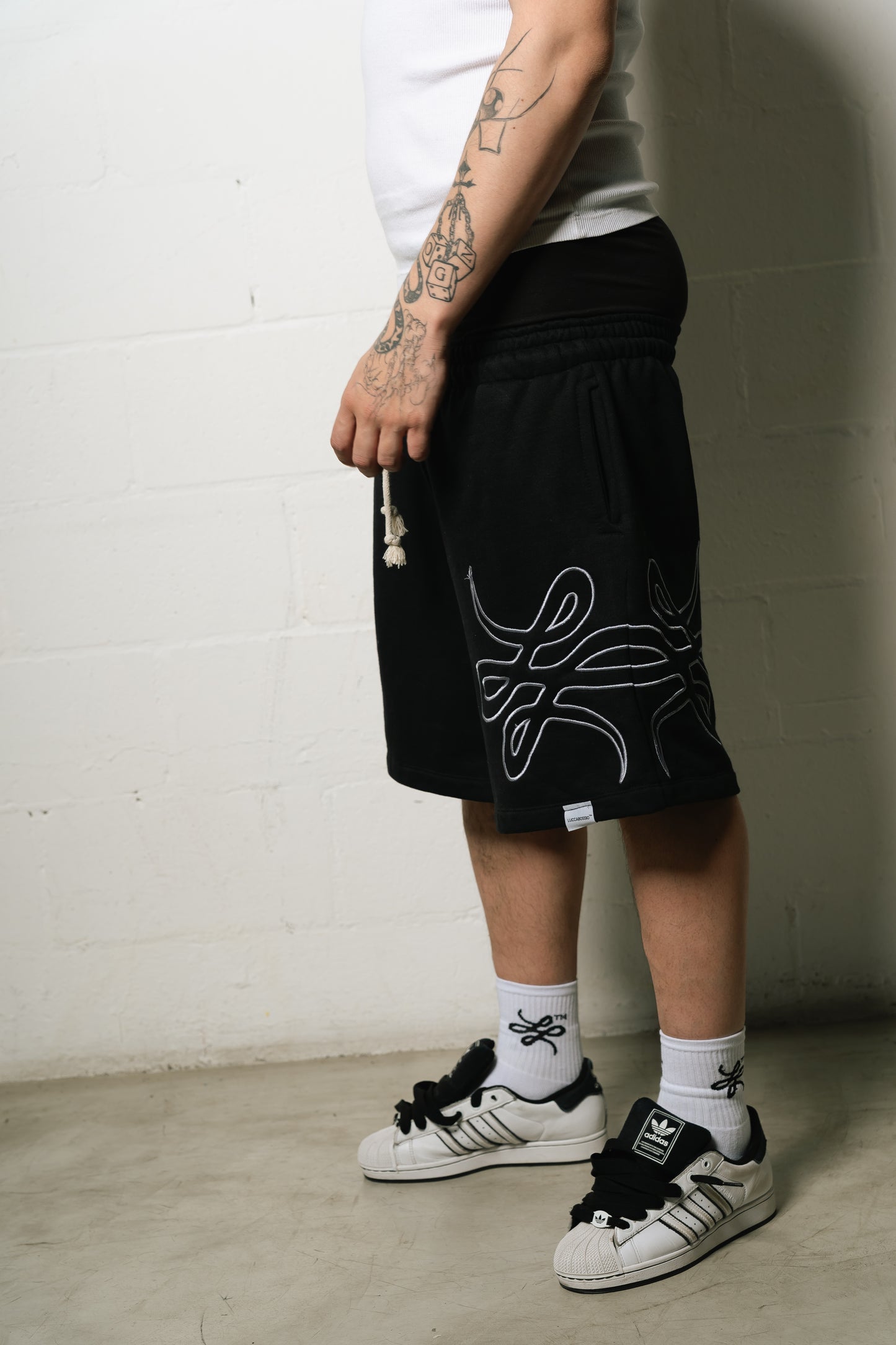 Bermuda "BigLogo Trigrama" (Negra)