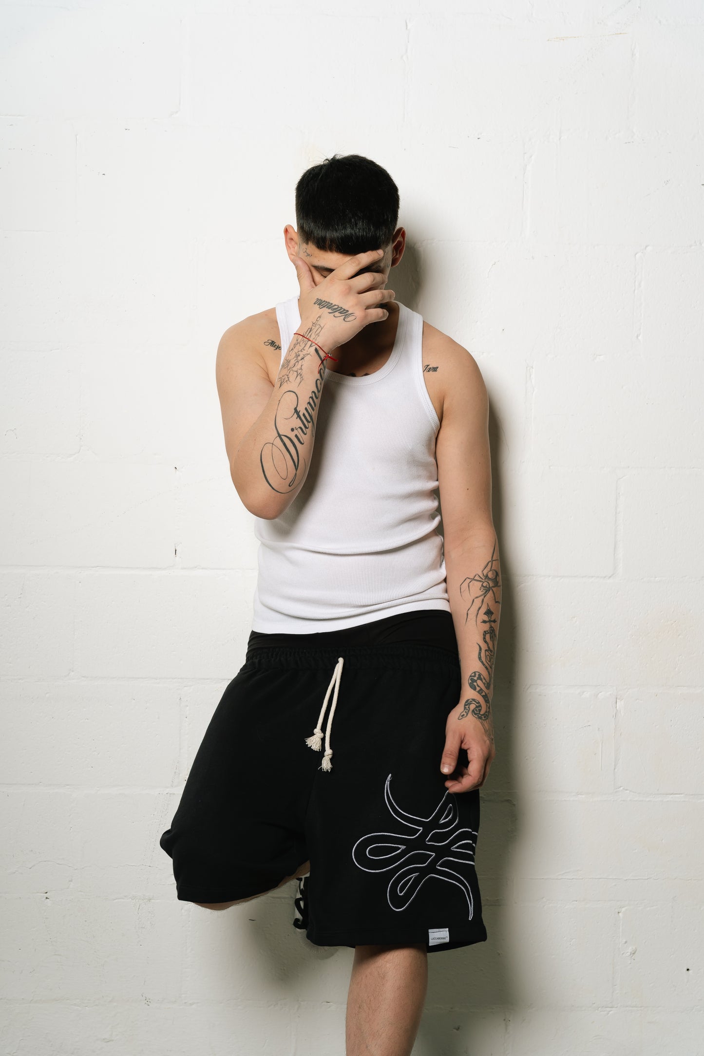 Bermuda "BigLogo Trigrama" (Negra)