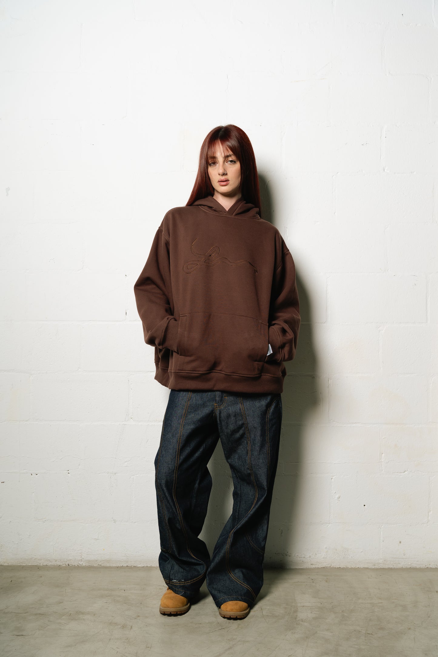 Hoodie "Punto Com 21" (Marrón)