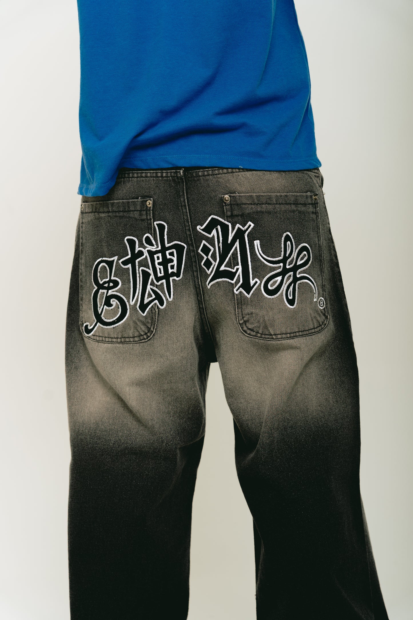 Pantalón Jean Baggy Negro ”Vangl0ria” (Washed)