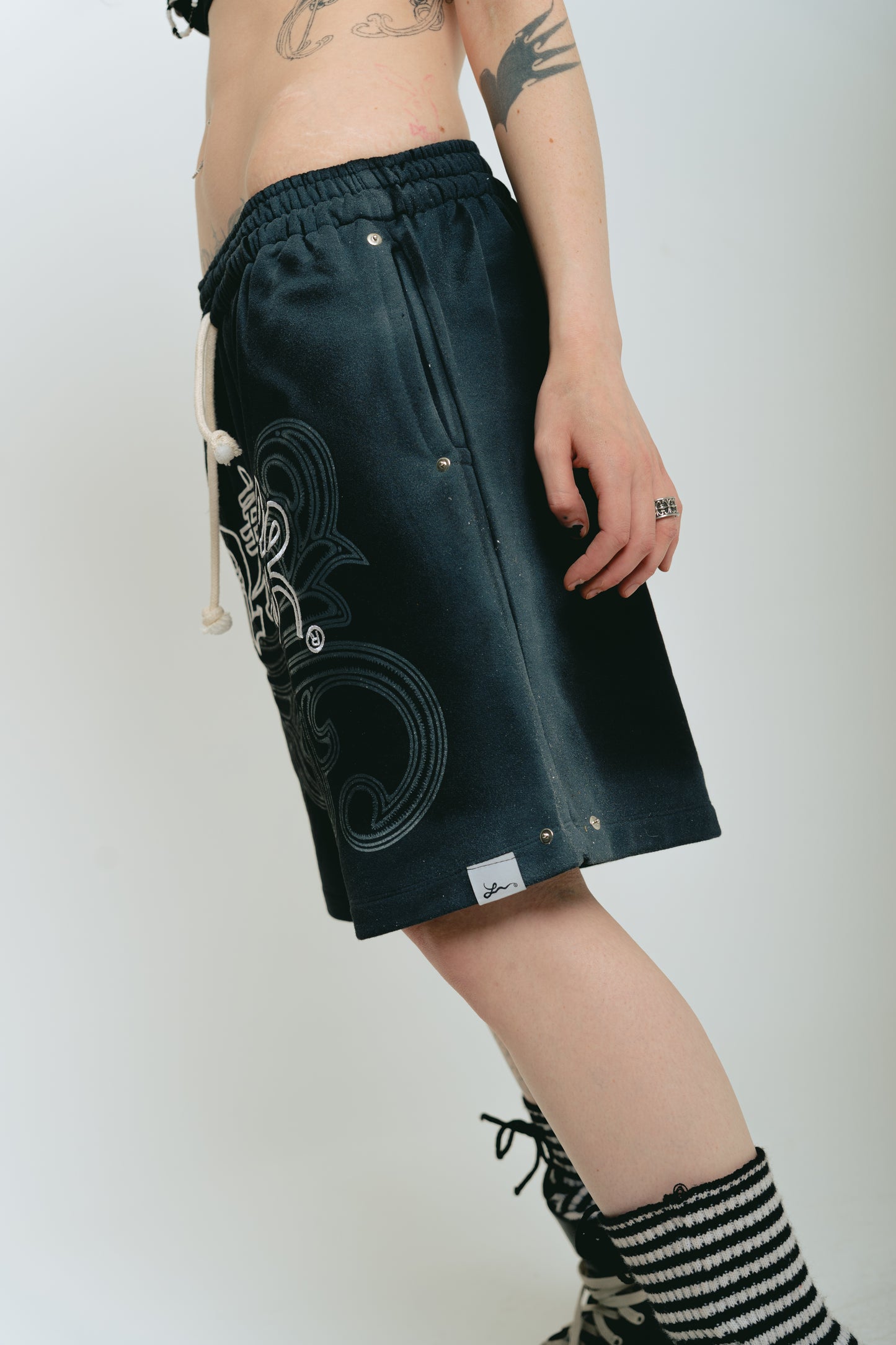 Bermuda Negro Washed ”Vangl0ria”