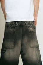 Bermuda Carpintera Jean Baggy “GoticoFileteado” (Negro Lavado)