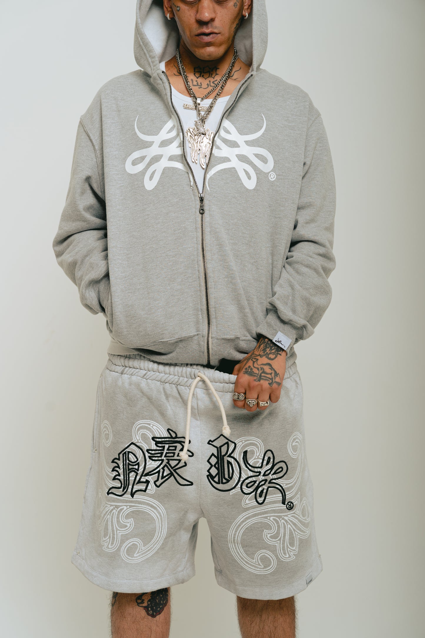 Bermuda Gris Claro Washed ”Vangl0ria”