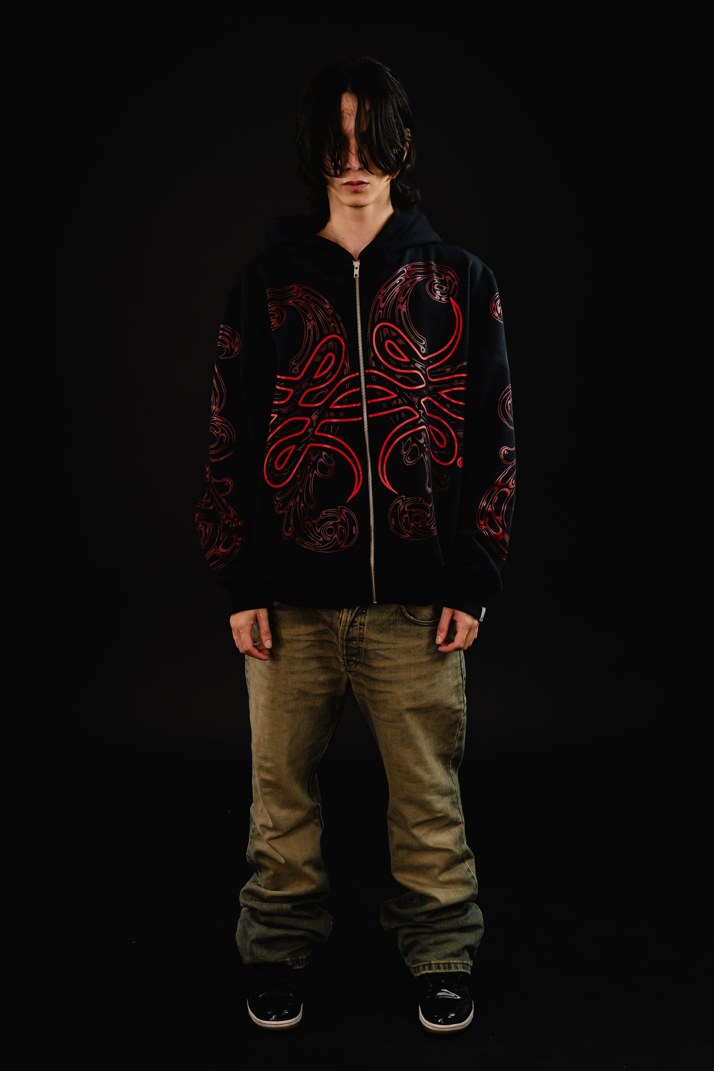 Hoodie Zip "Hoja de Acanto" (Negro x Rojo)