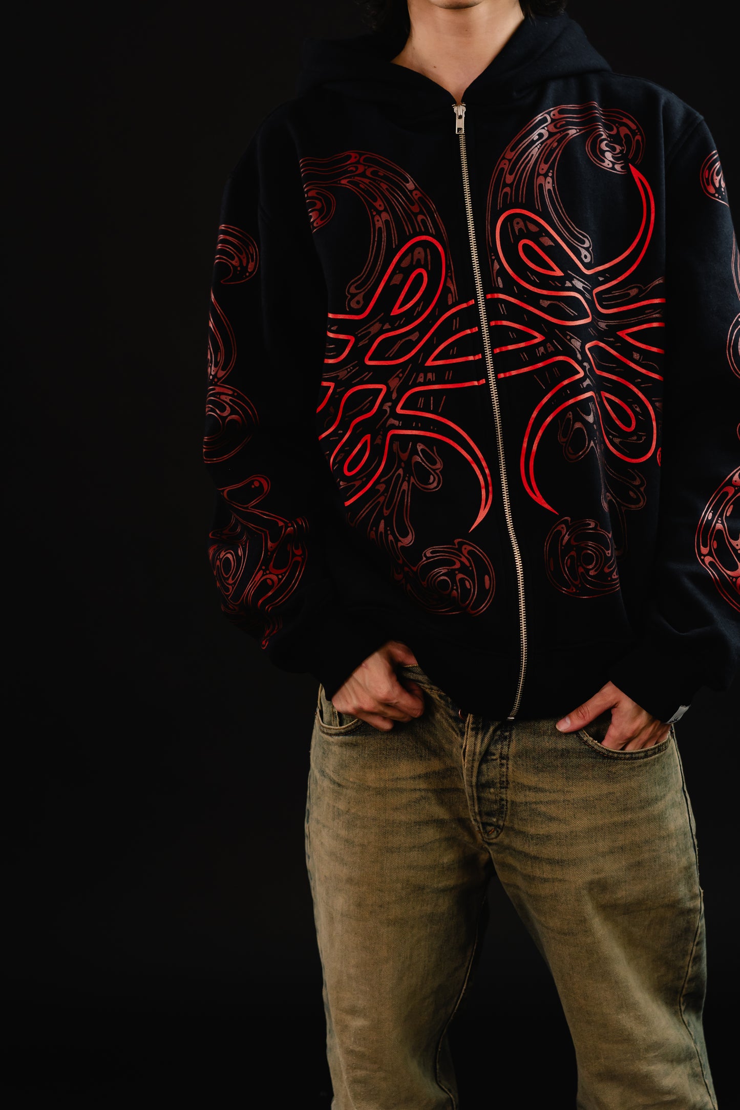Hoodie Zip "Hoja de Acanto" (Negro x Rojo)