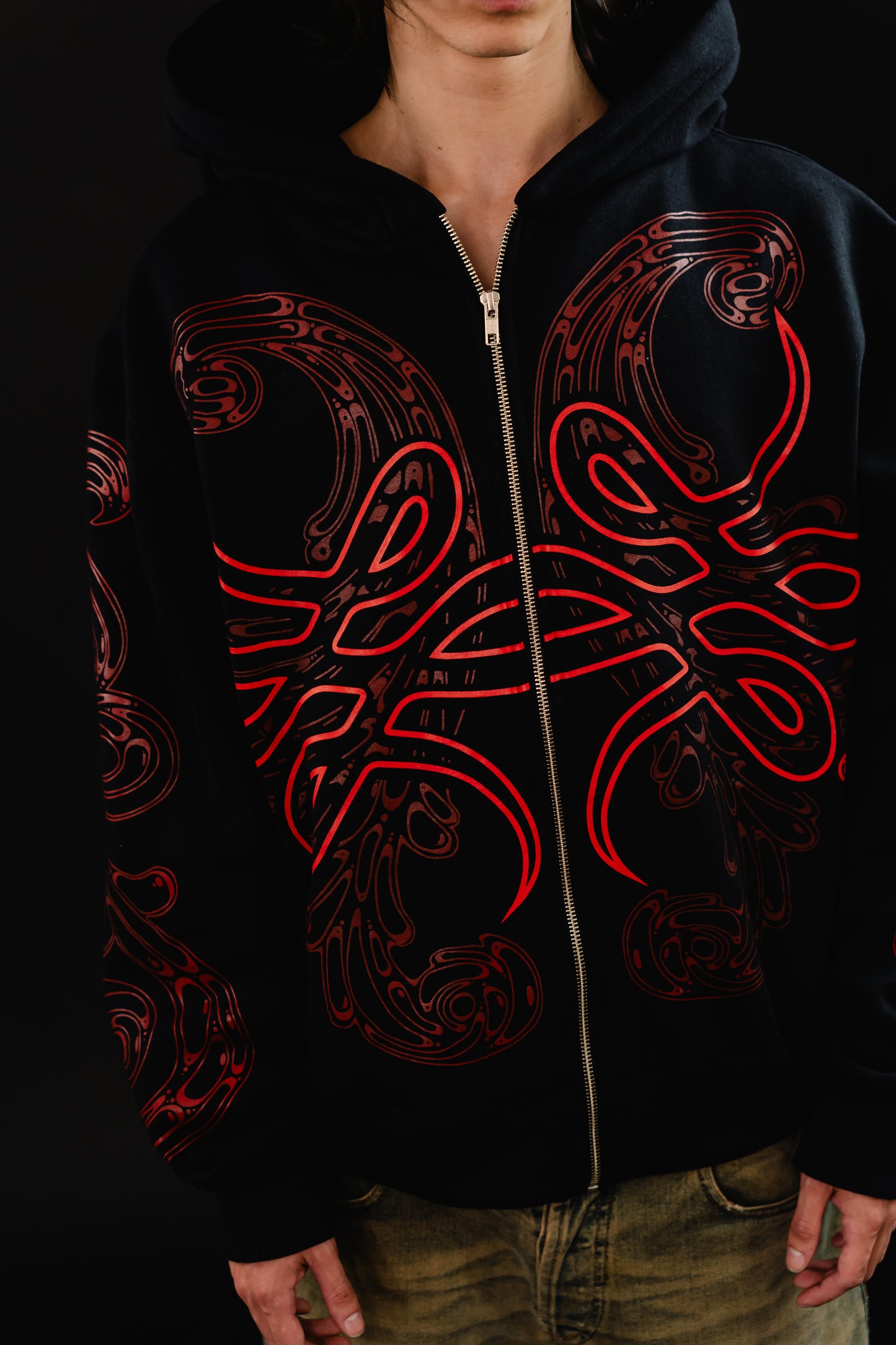 Hoodie Zip "Hoja de Acanto" (Negro x Rojo)