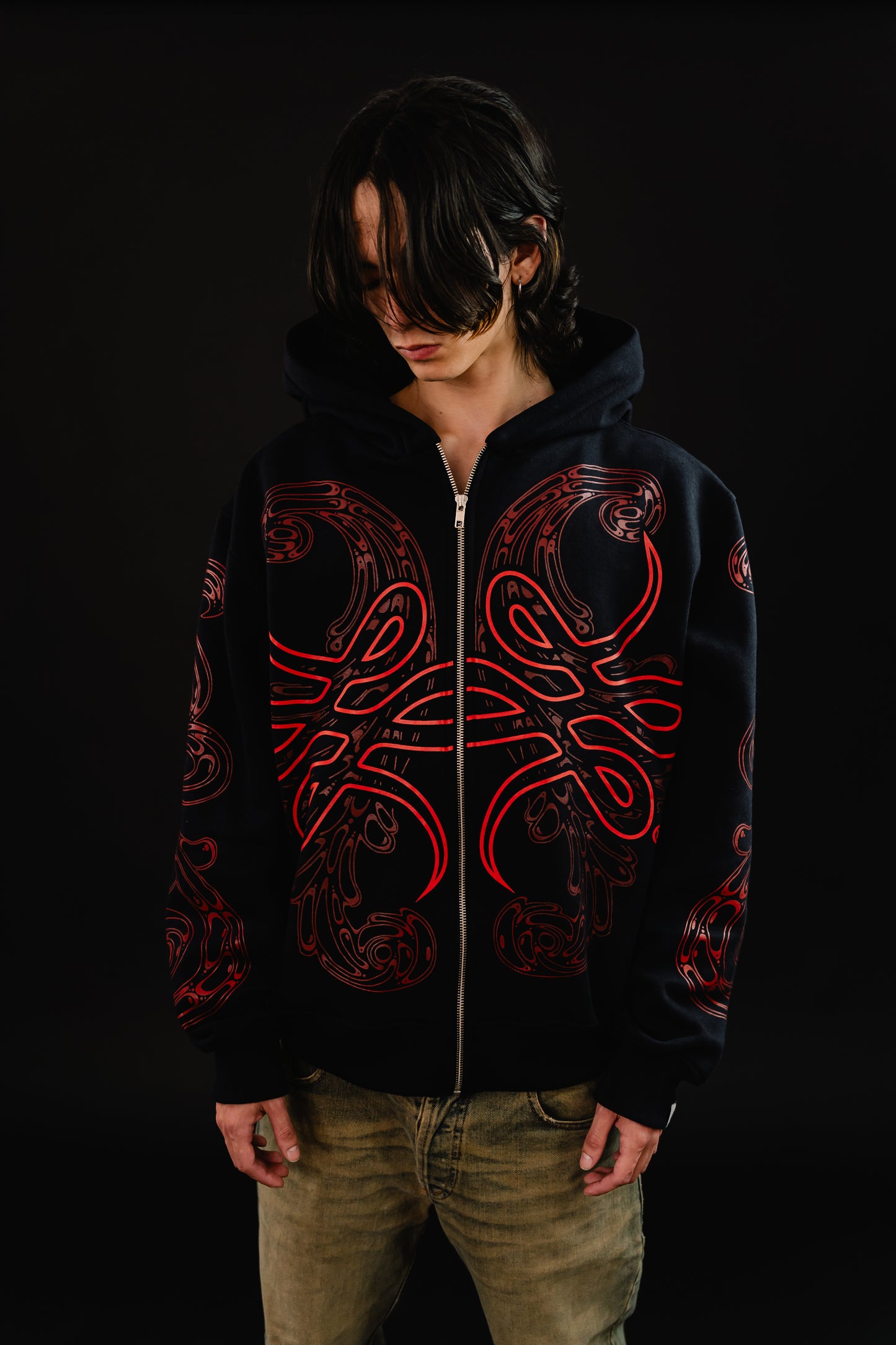 Hoodie Zip "Hoja de Acanto" (Negro x Rojo)