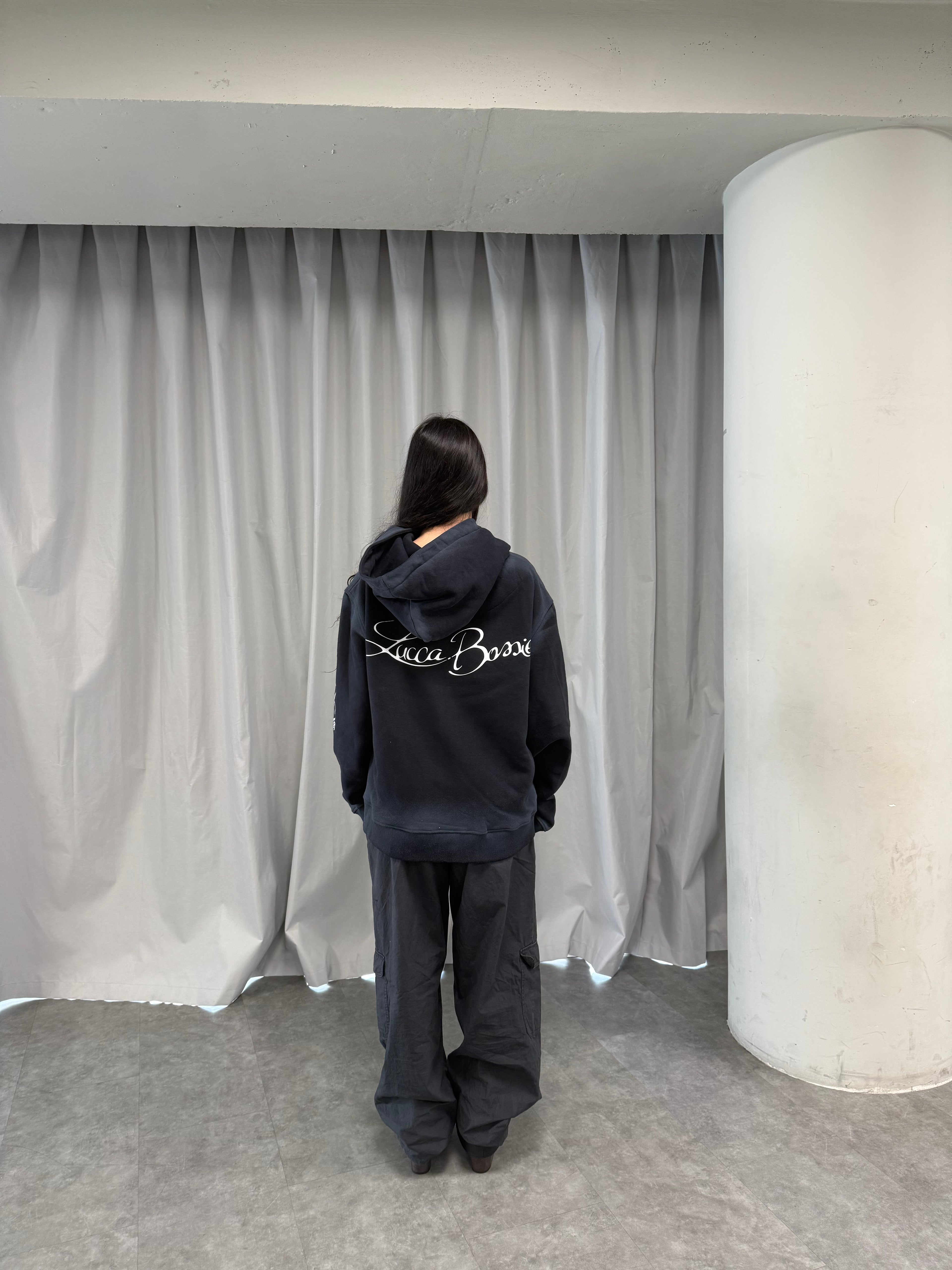 Zip Hoodie "Lengua Eslava" (Negro Washed)