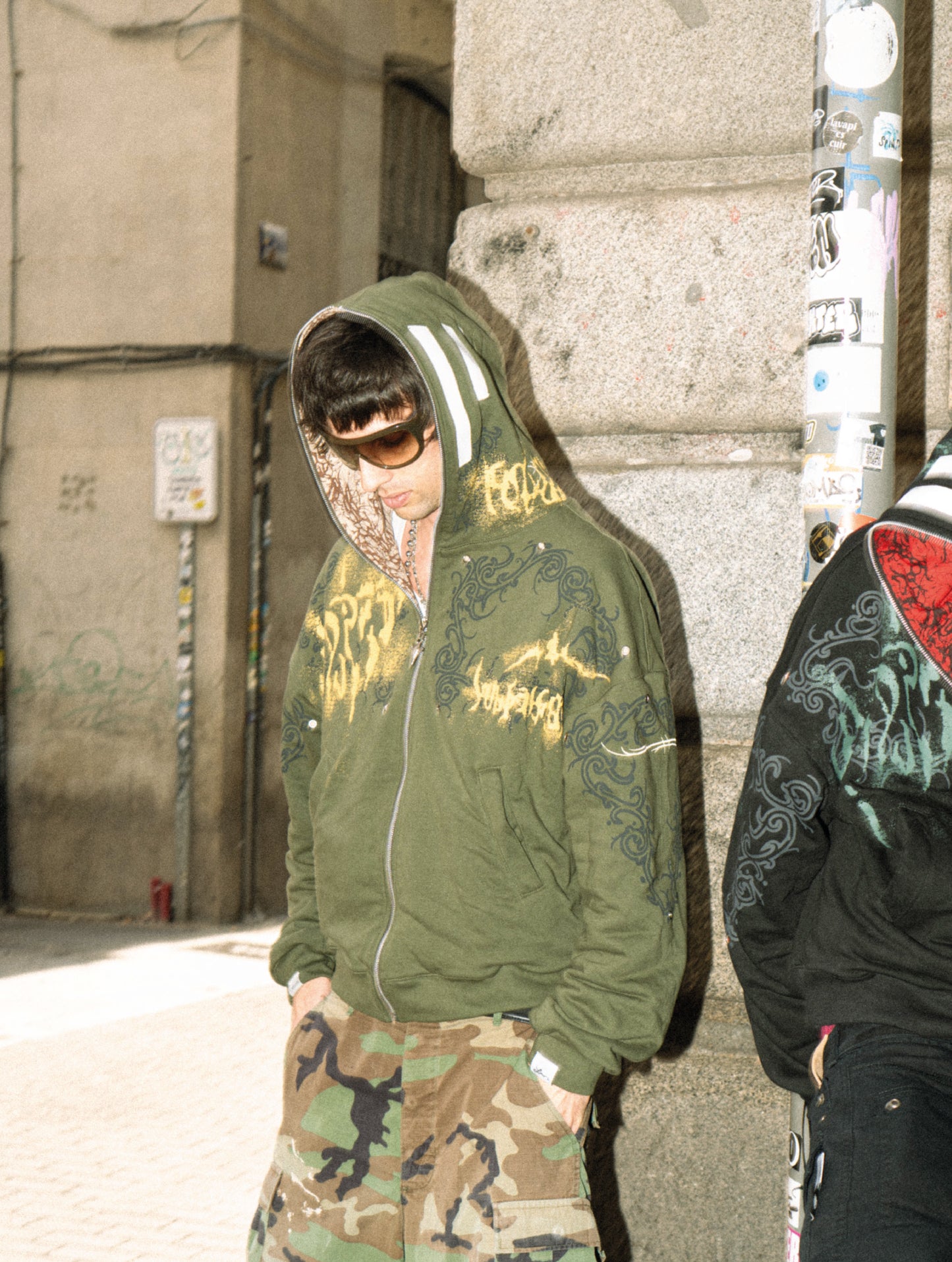 Hoodie Full Zip Reversible "Armadura" Rotten x Bossio (Oliva x Beige)