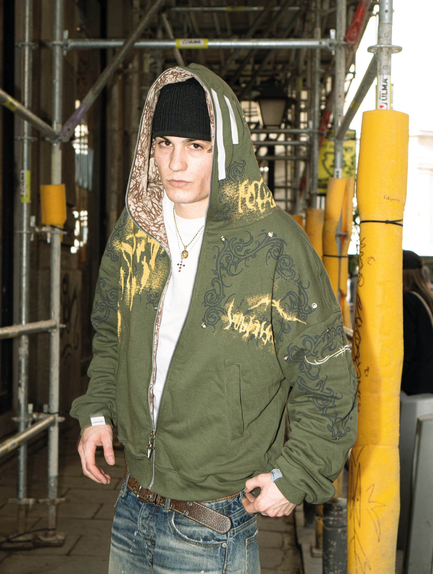 Hoodie Full Zip Reversible "Armadura" Rotten x Bossio (Oliva x Beige)