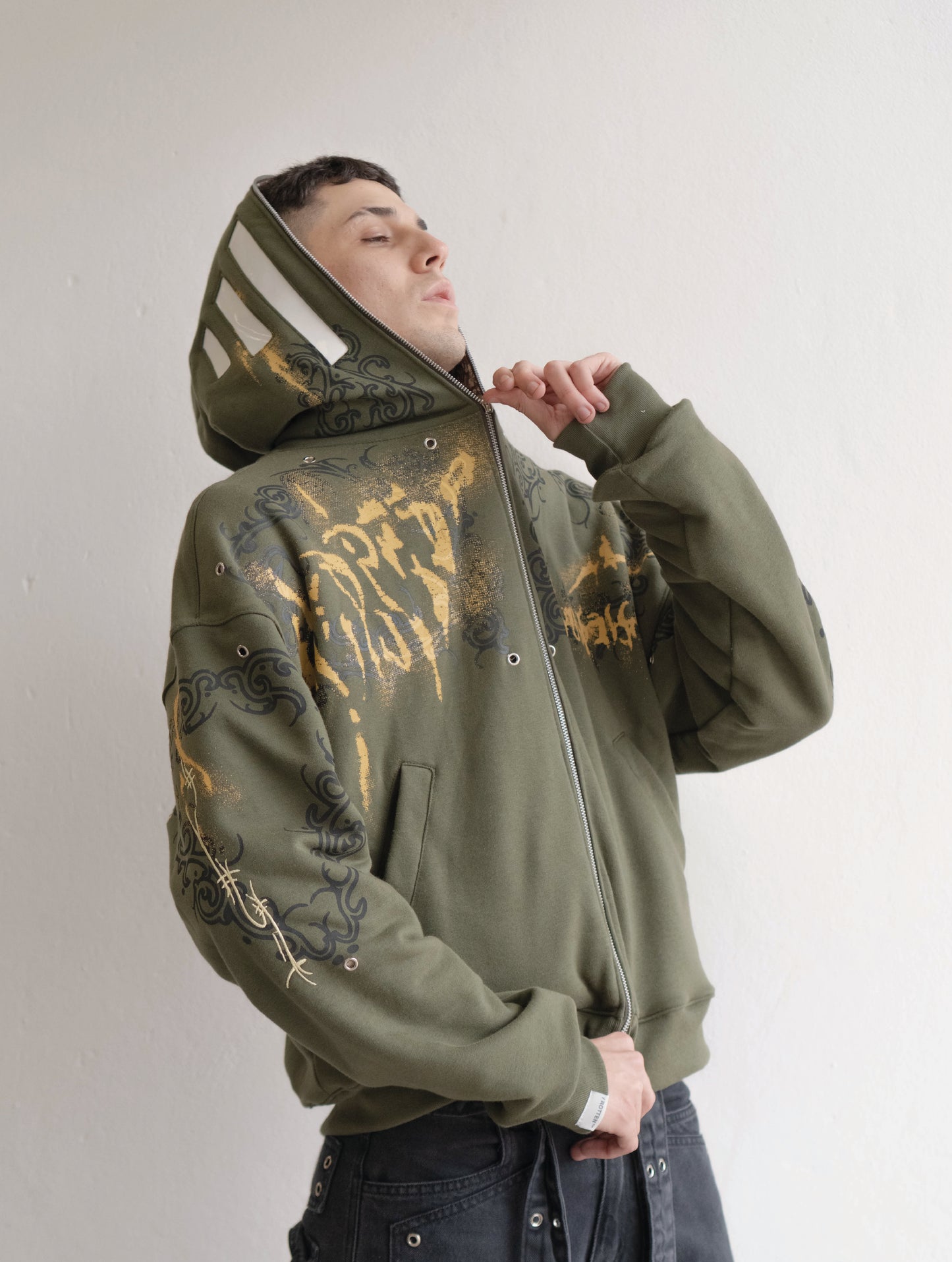 Hoodie Full Zip Reversible "Armadura" Rotten x Bossio (Oliva x Beige)