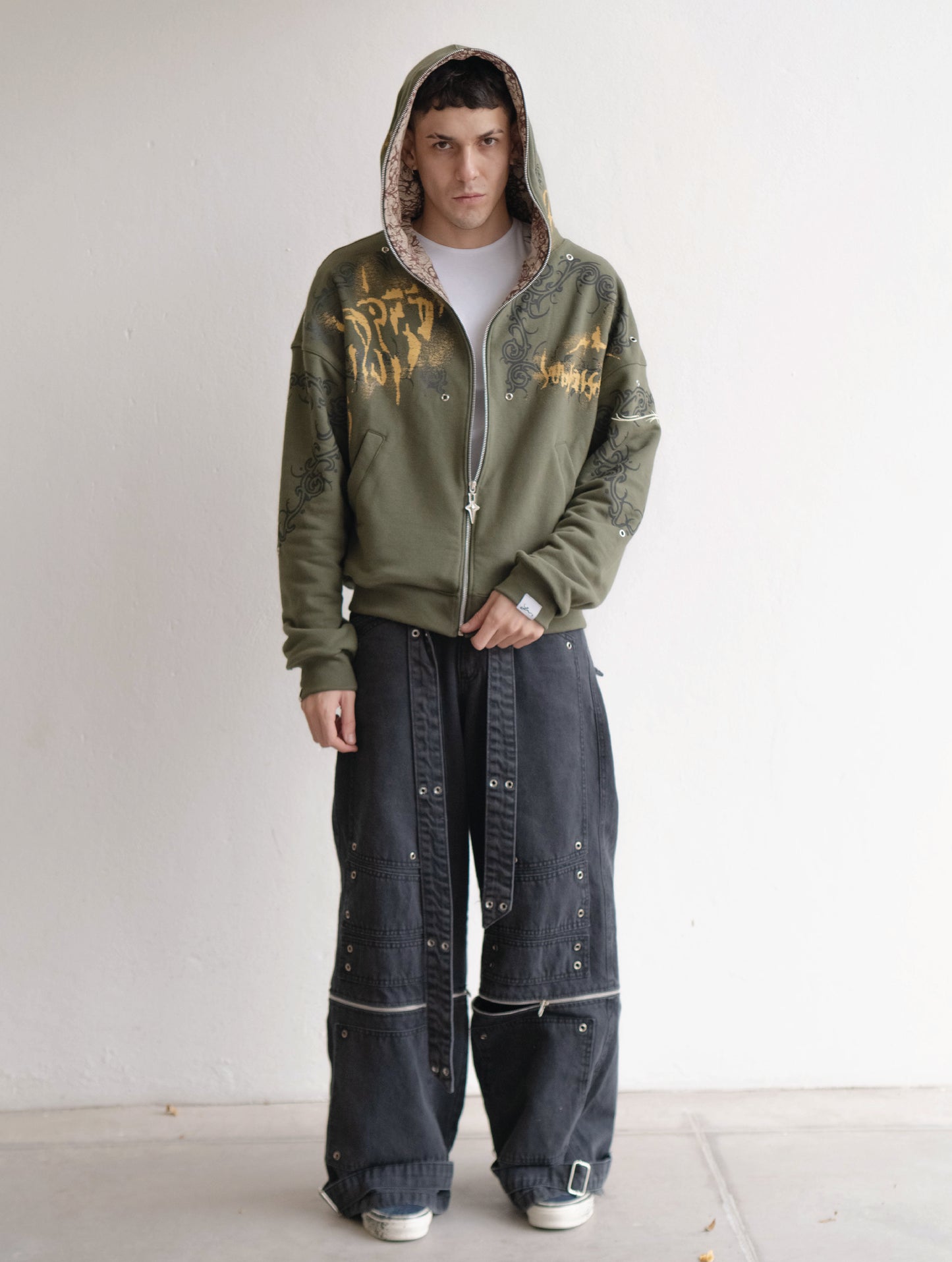 Hoodie Full Zip Reversible "Armadura" Rotten x Bossio (Oliva x Beige)