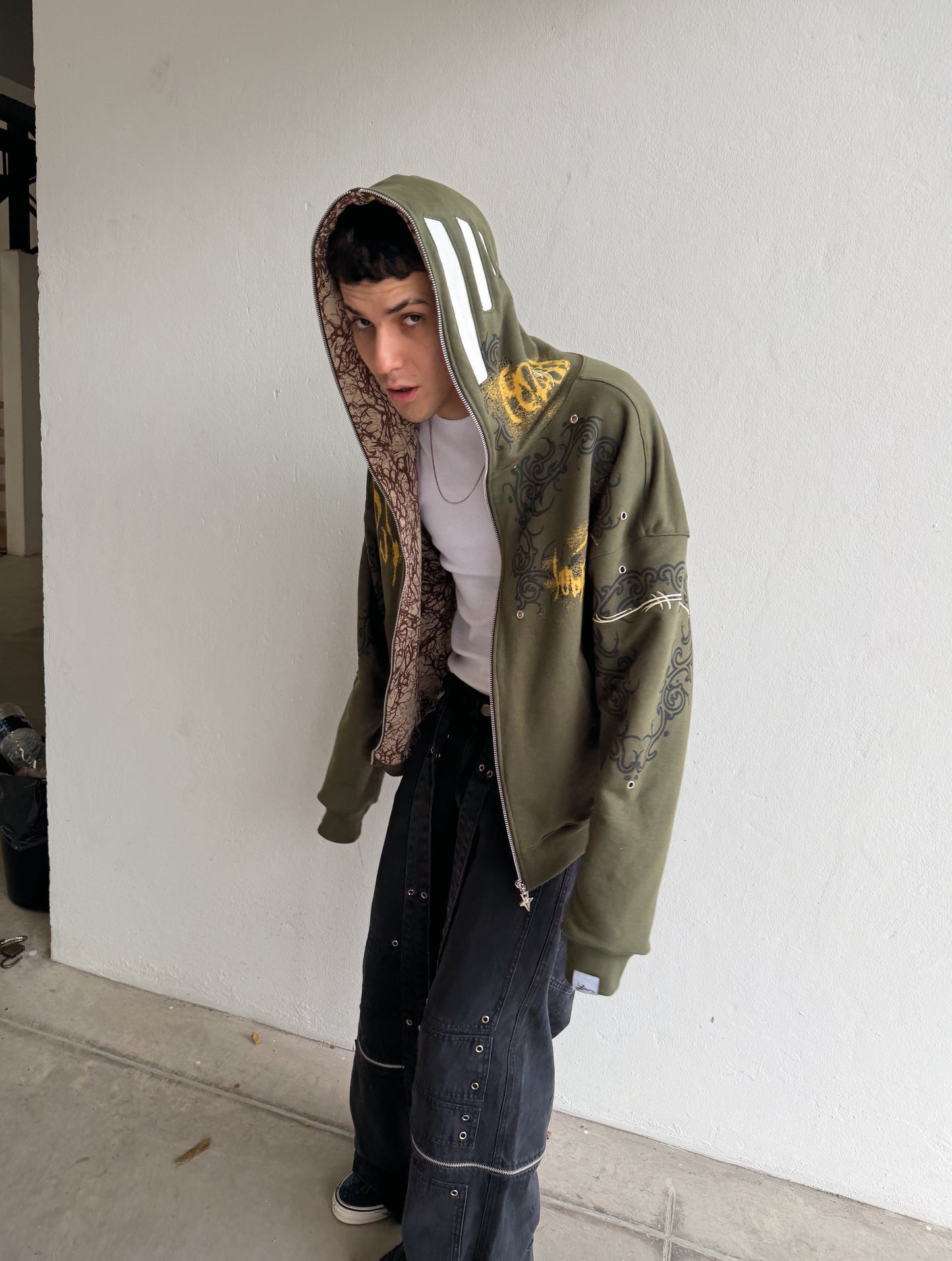 Hoodie Full Zip Reversible "Armadura" Rotten x Bossio (Oliva x Beige)